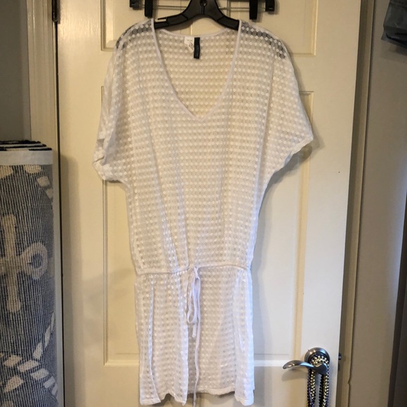 EUC Women’s Kenneth Cole beach cover up L - Picture 1 of 3